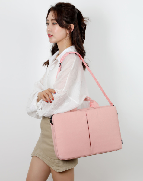 Сумка для ноутбука 15.6 Elegance, розовая / Крепление для чемодана, застежка на липучке, утолщенная стенка в кармане