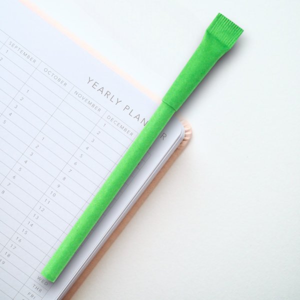 Ручка картонная Greta с колпачком / Экологичная и стильная