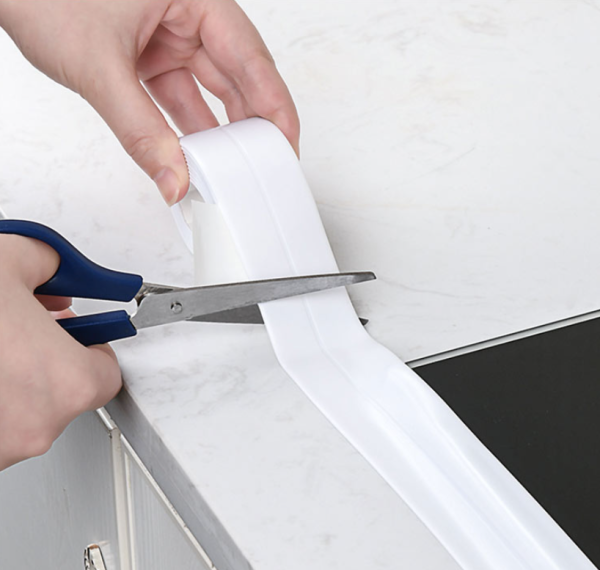 Лента бордюрная влагостойкая Самоклеящаяся 36х3000 мм (кухня, ванна, туалет) / Защитная лента - уплотнитель для заклеивания щелей