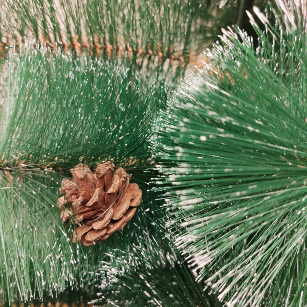 Ёлка искусственная 120 см (пушистая), в коробке. Живые фотографии!