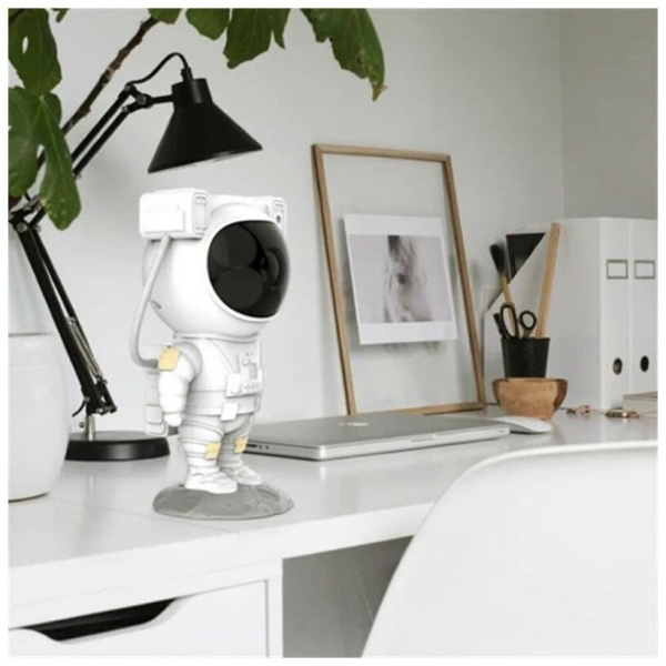 Ночник проектор игрушка Astronaut Starry Sky Projector с пультом ДУ