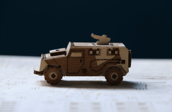 Деревянный конструктор (сборка без клея) Машина UNIT CAR UNIWOOD