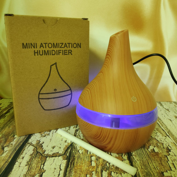 Увлажнитель (аромадиффузор) воздуха Mini Atomization Humidifier, с разноцветной подсветкой ,300 ml, 220V Темное дерево