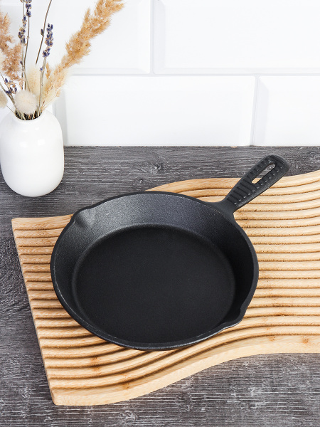 Сковорода чугунная с ручкой 16х3,2 / Y16YB /уп 15/