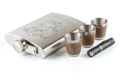 Набор фляга Guotai Hip flask 18oz с 3 рюмками и зажигалкой
