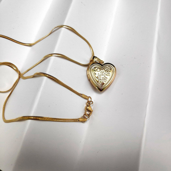Подвеска - тайник Сердце на цепочке Snake Сингапур под золото / Кулон 2,0 см.