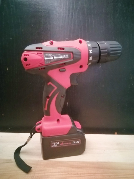 Аккумуляторная дрель-шуруповёрт BRADO DF347B (Li-ion, 14.4В, 2 акк., 1,5 А/ч, быстр. зарядка, кейс)