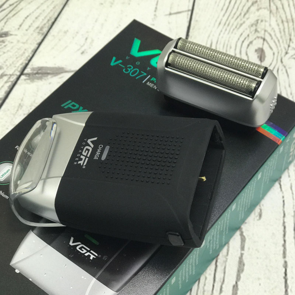 Портативная дорожная электробритва VGR®Voyager V-307 (дорожный шейвер)
