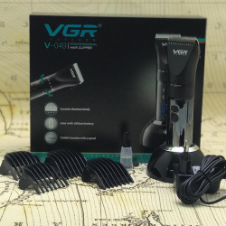 Беспроводная профессиональная машинка для стрижки волос VGR®Voyager V-049 (LED-индикатор, 4 насадки, три режима работы)
