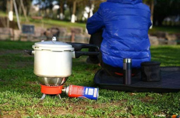 Портативная газовая плита горелка k-203(YC-301) с защитой от ветра и чехлом