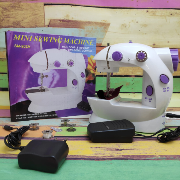 Швейная машинка компактная Mini Sewing Machine (Портняжка) с инструкцией на русском языке с подсветкой