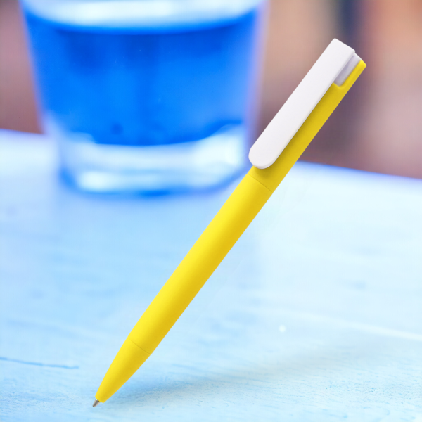 Ручка пластиковая Mira Soft софт-тач / Стильная и эргономичная с нажимным механизмом