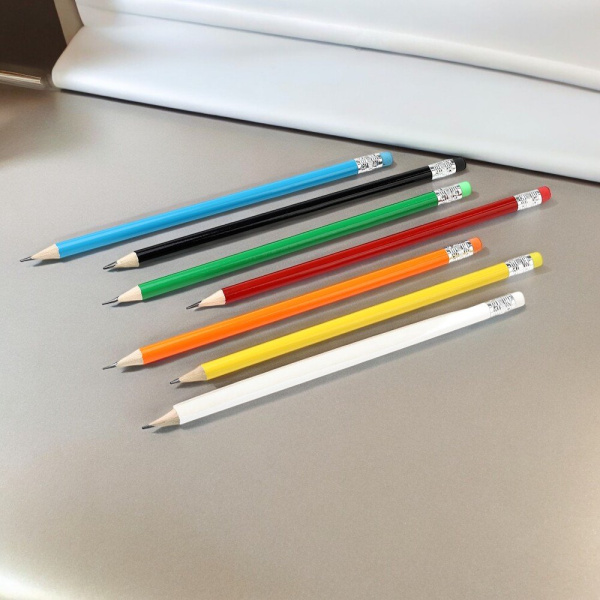 Карандаш простой деревянный с ластиком Largo