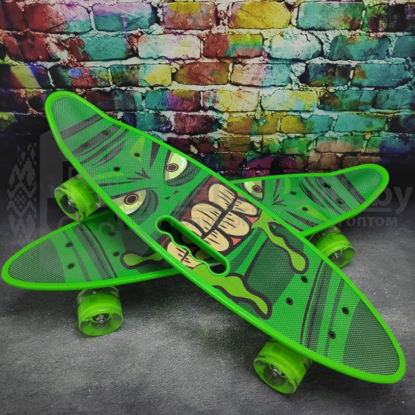 Скейт пенни Борд для детей 58x16см с ручкой для удобной переноски, светящиеся прозрачные колеса 55 мм