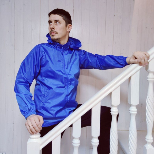 Ветровка/ куртка спортивная водоотталкивающая Superdry с потайным капюшоном