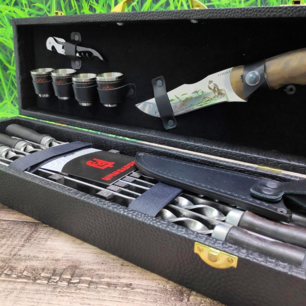 Набор для шашлыка и гриля в чемодане Царский №4.2 Кизляр России 13 предметов