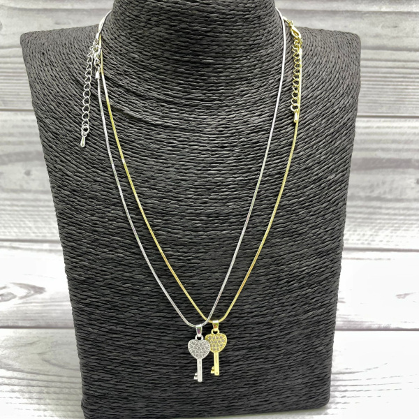 Бижутерия кулон с цепочкой "Ключик"