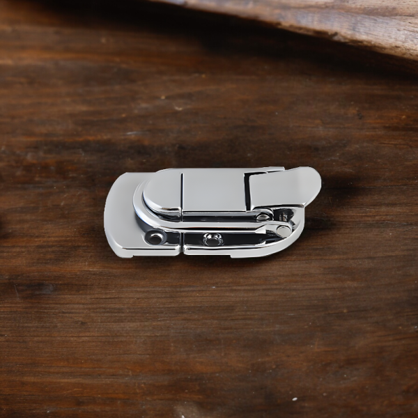 Чемоданный замок 65*34 мм Хромированный / Надежный и долговечный