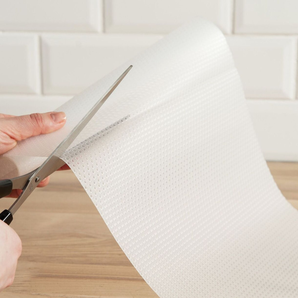 Антискользящая салфетка прозрачная 0,3*1,5 м