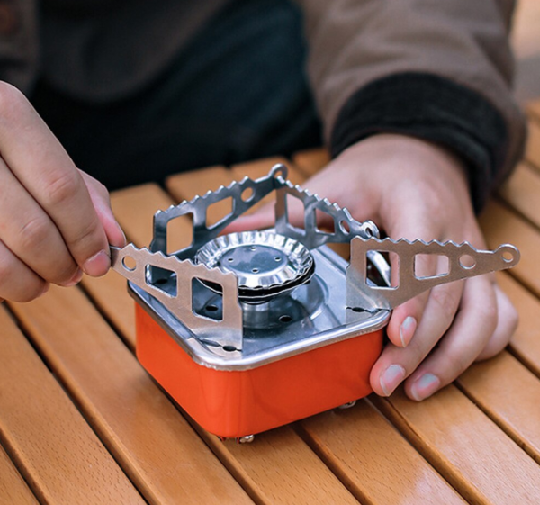 Плитка газовая, туристическая с пьезоподжигом PORTABLE CARD TYPE STOVE ZT-202