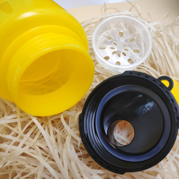 Анатомическая бутылка с клапаном Healih Fitness для воды и других напитков, 500 мл. Сито в комплекте