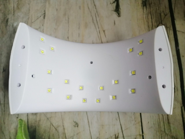 Лампа для маникюра Led Sun 9X Plus 36Вт с дисплеем