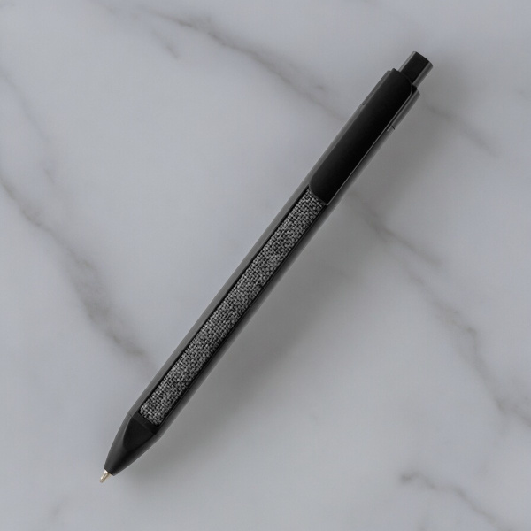 Ручка пластиковая с текстильной вставкой Kan / Новинка в мире ручек