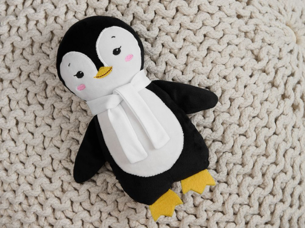 Мягкая игрушка Beastie Toys, пингвиненок с белым шарфом, 21,5х9,5 см