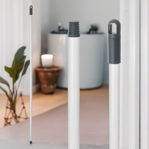 Рукоятка стальная резьбовая для держателей насадок на швабру, 130 см