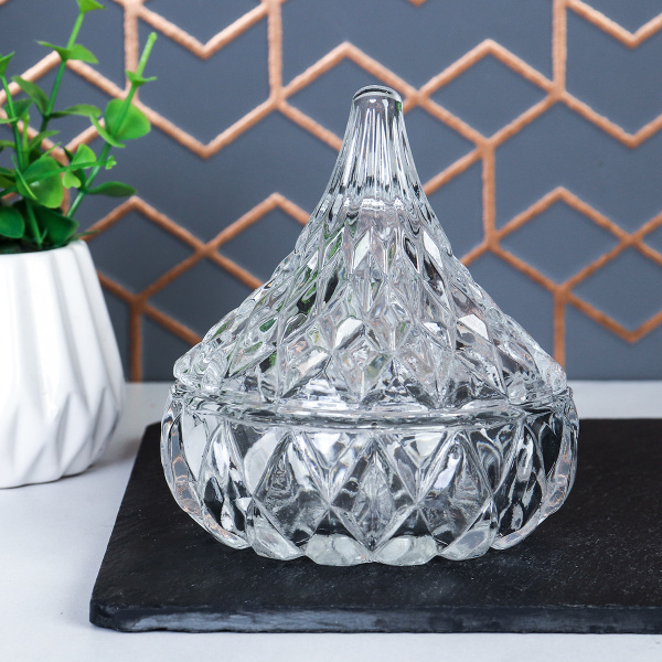 Солонка с крышкой 100 мл резная / LGR-113 /уп 100/