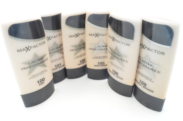 Тональный крем Max Factor Lasting Performance Natural Beige Foundation