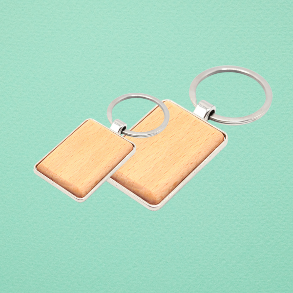 Брелок Woody S прямоугольной формы из натурального дерева