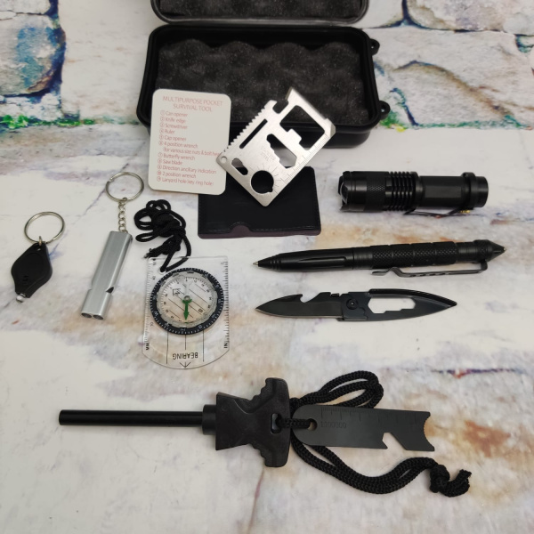 Набор для выживания (походный набор ) в кейсе, 8 предметов
