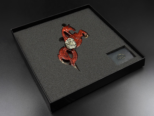 Елочная игрушка Лошадь, Цвет Гранат (красный)