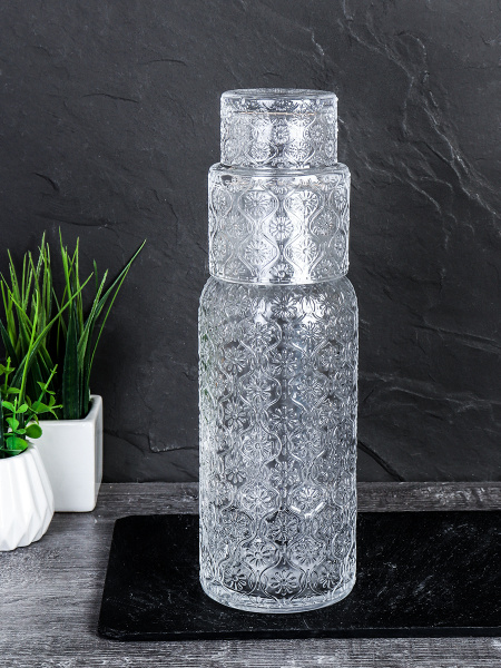 Графин 700 мл с крышкой стаканом 200 мл Набор холостяка / CH2 /уп 30/ стеклянный