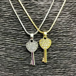 Бижутерия кулон с цепочкой "Ключик"