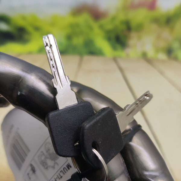 Замок-цепь противоугонный усиленный GP Tech Lock 2.5 х 100 см, стальные гильзы в пластиковой оболочке+ключи