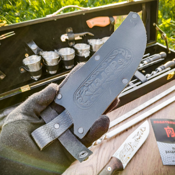 УЦЕНКА Набор для шашлыка и гриля в чемодане Кизляр России 18 предметов Рысь