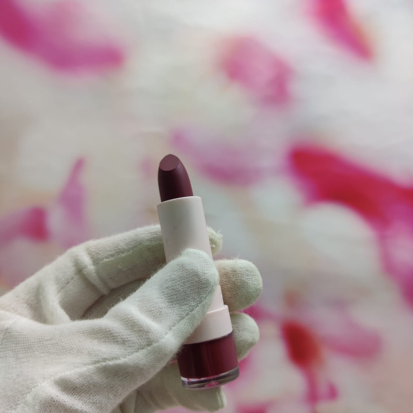 Набор косметики для макияжа KYLIE (Кайли) KKW 6 in1 с точилкой KIMMIE