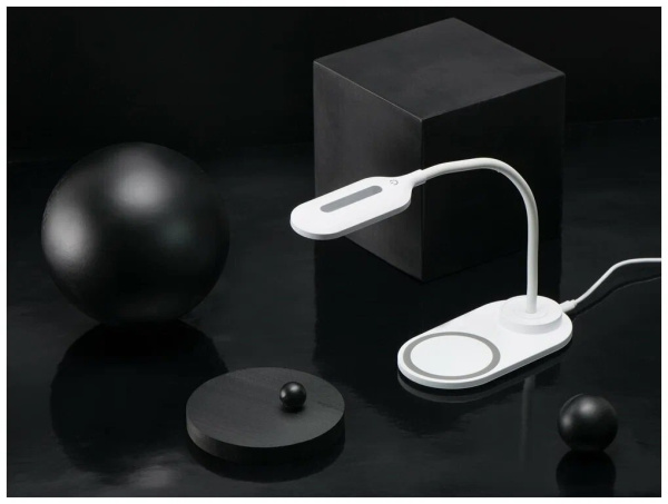 Настольная лампа с беспроводной зарядкой Duos