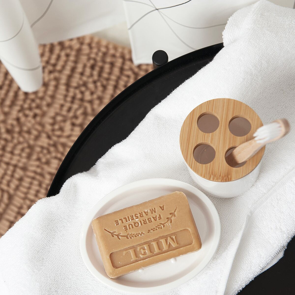 Стакан для зубных щеток пластиковый с бамбуковой крышкой "Fresh"