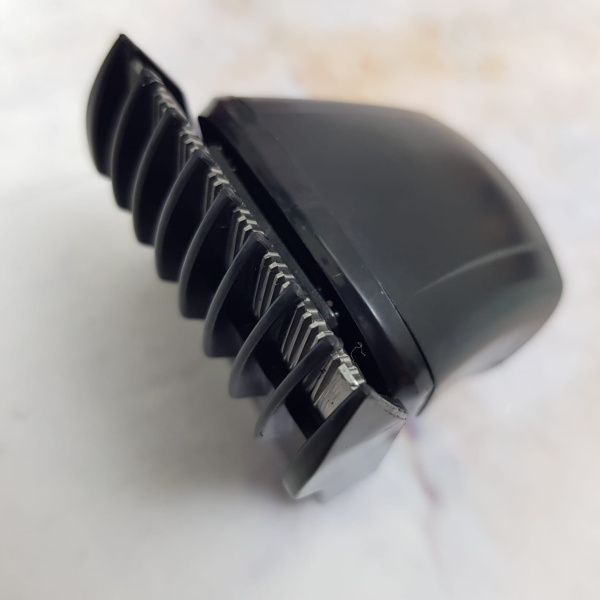 Электрическая бритва и триммер для волос (бороды) Geemy GM-595